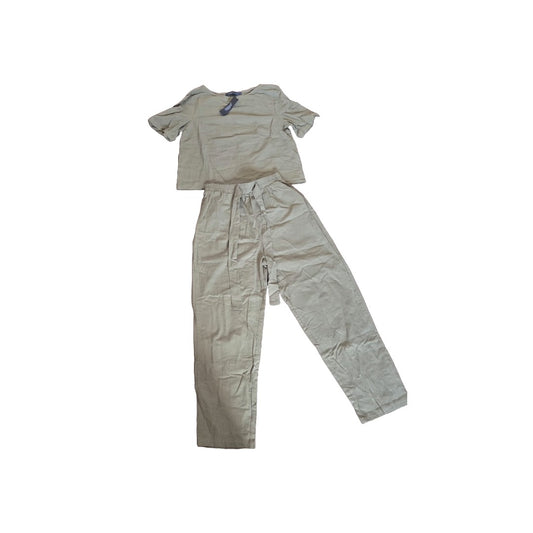 Conjunto de pantalón y blusa