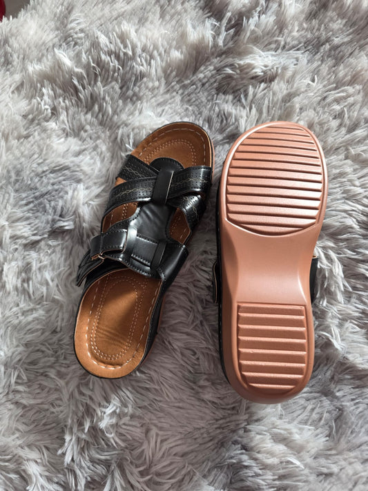 (Calzado) Sandalias Negras Cruzadas